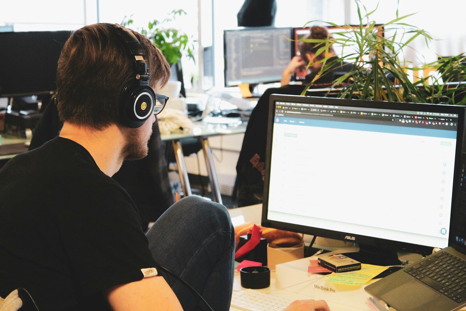 The Strategic Advantage of Professional IT Support Services